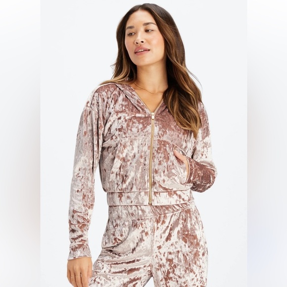 New! Fabletics 3-piece Set Crushed Velour Zip Up Hoodie/Legging/Bra-Top Sz Small - Picture 16 of 16